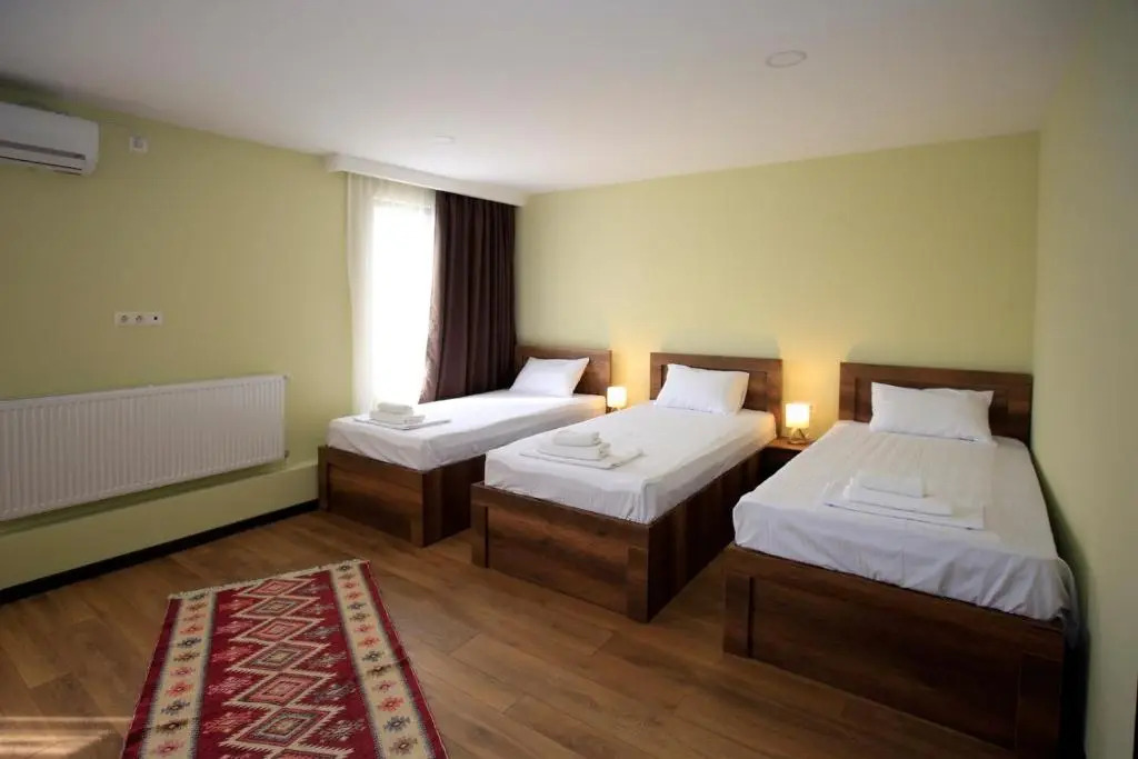 Bucha`s Guest House & Wine Cellar