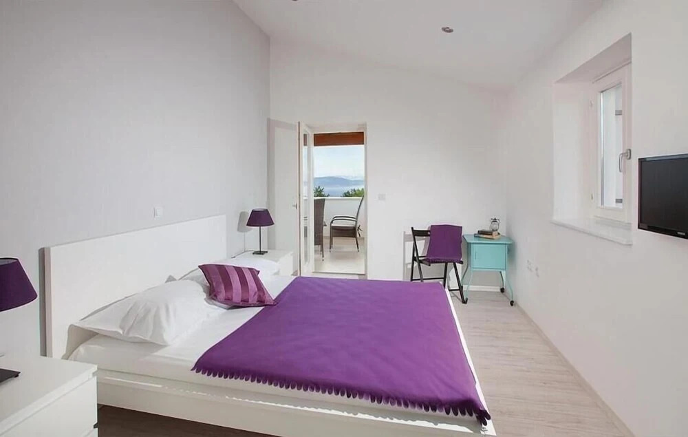 Stunning Home in Labin With Wifi and 4 Bedrooms