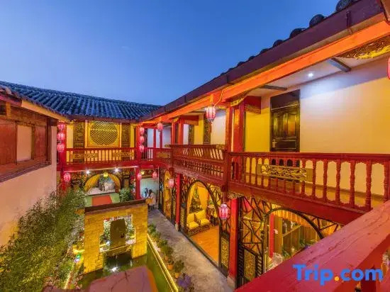 Blessed Harmony Hostel (Lijiang Old Town Mu's Mansion Branch)