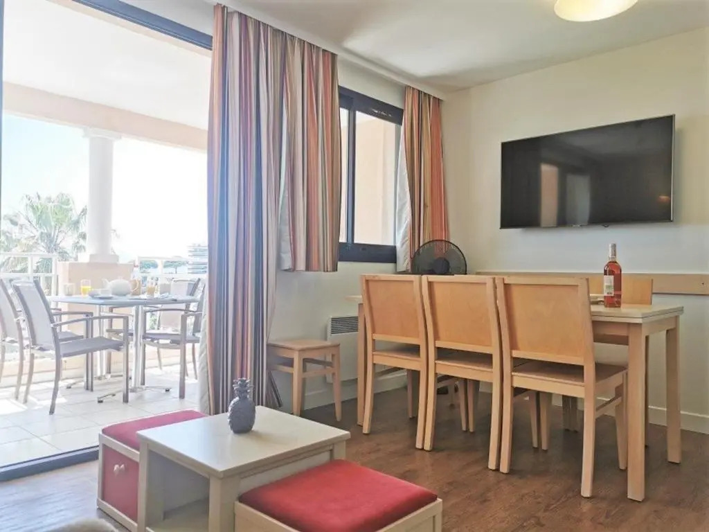 Appartement Cannes la Bocca, 2 pièces, 4 personnes - FR-1-609-39