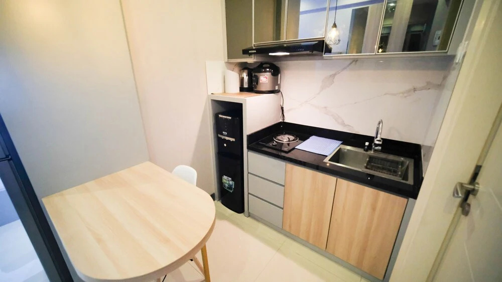 Simple And Cozy Studio At Benson Supermall Mansion Apartment