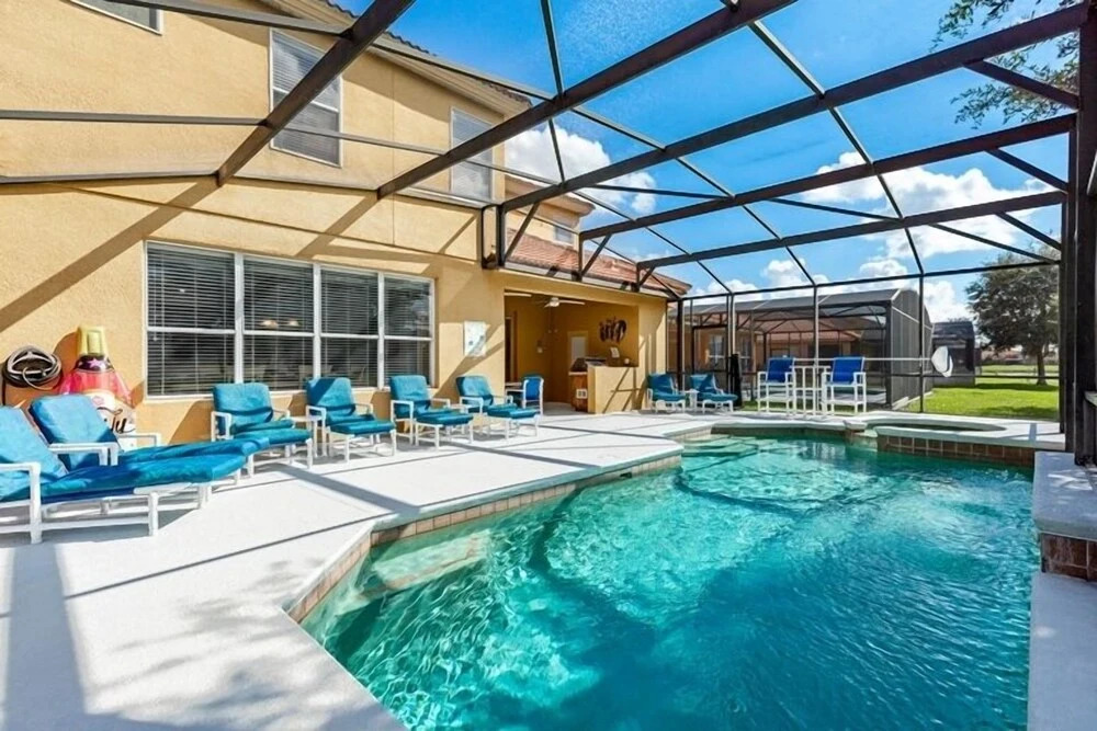 Lakeside Landing 6 Bedrooms