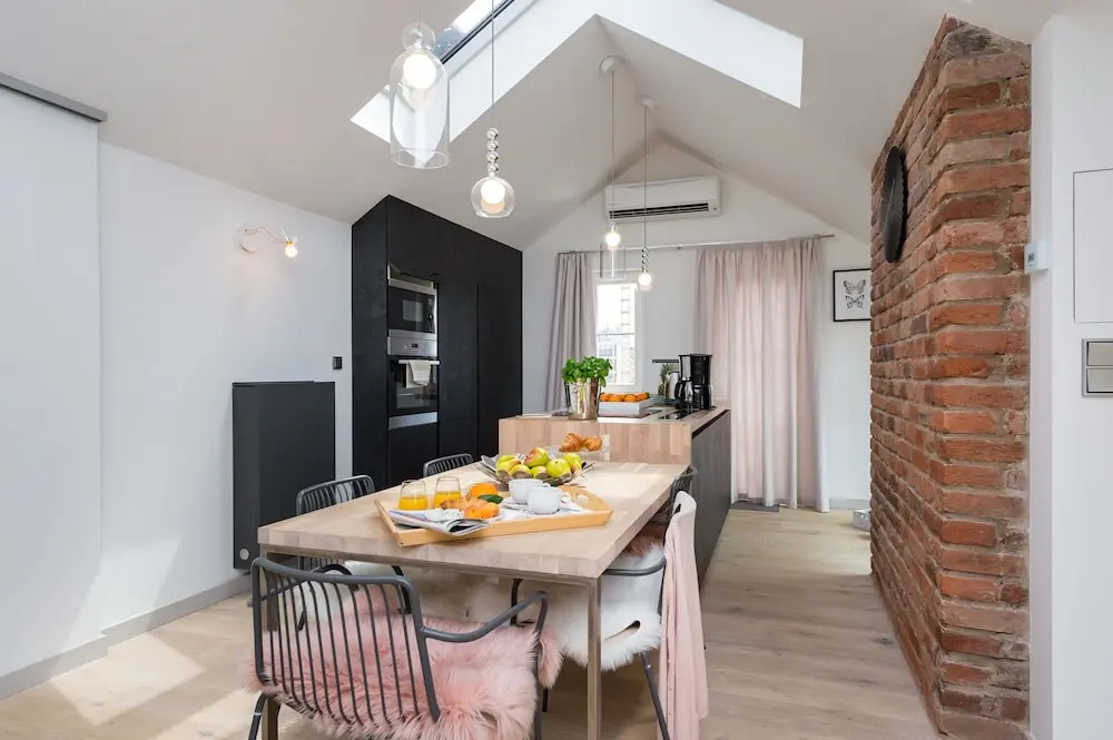 Empirent Design Apartments