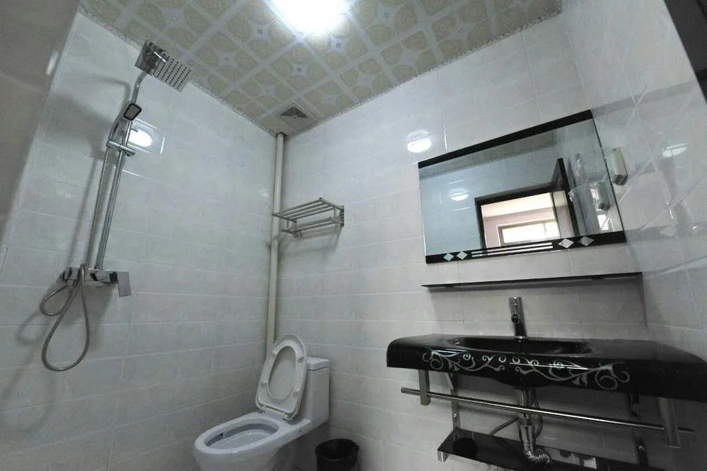 Go Your Own Way Hostel