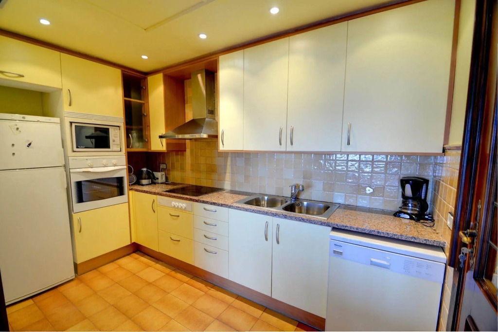 Sea Front Apartment