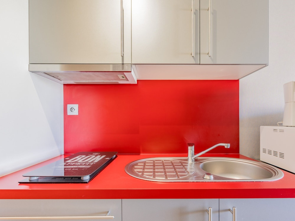 Cosy Apartment Near Sandy Beach