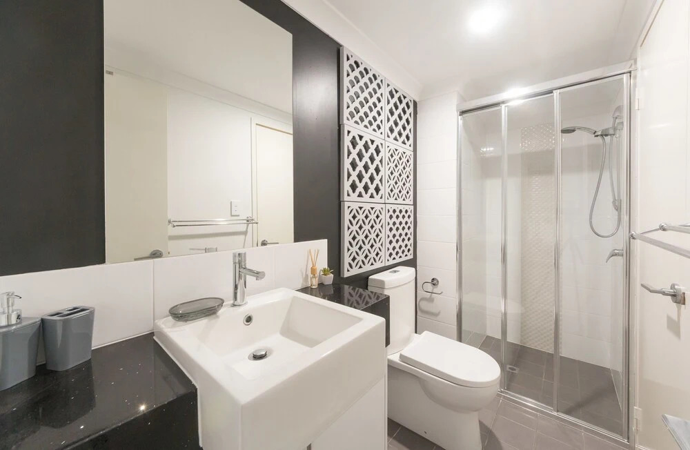 Lakeview Suite 05