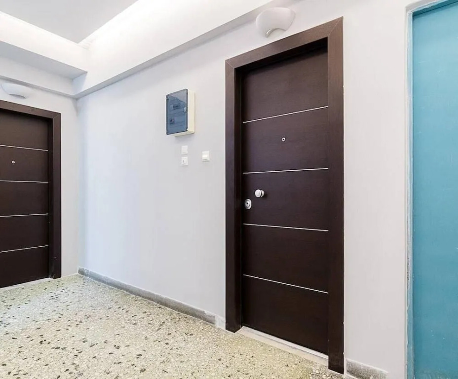 Centrally located studio next to Syntagma sq.