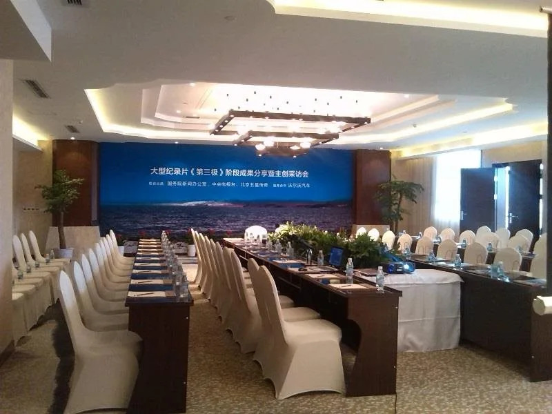 Qomo Langzong Hotel