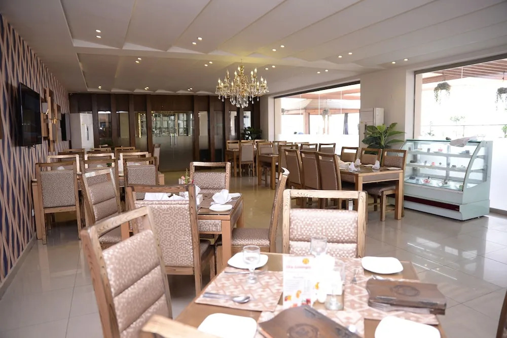 Grand Regent Hotel and Suites