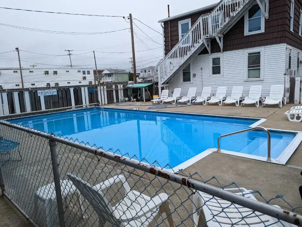 7 Beachside inn