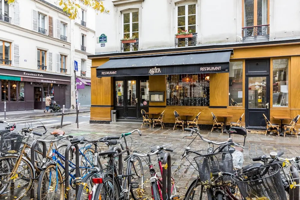 Spacious by Canal Saint Martin