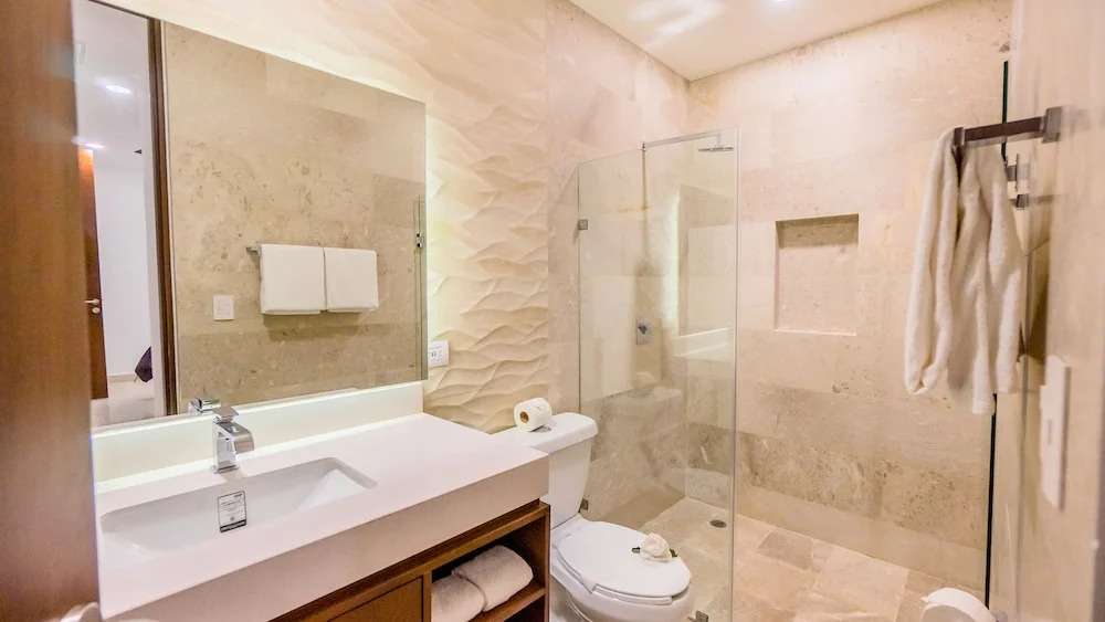 Cruz del Mar Condo