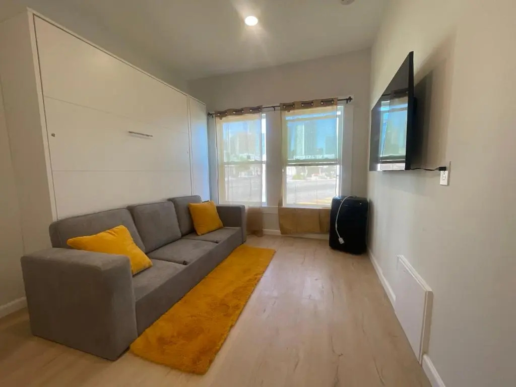NEW DTLA Apartment w/Private Parking
