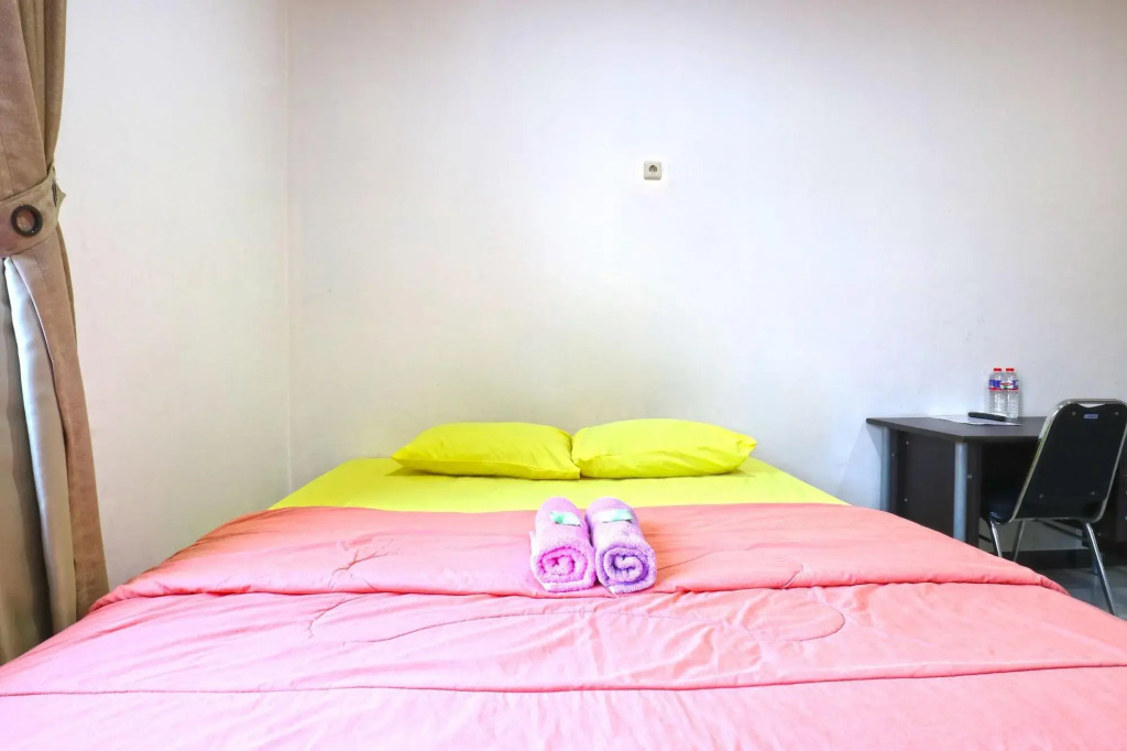 Saloka Guest House & Residence