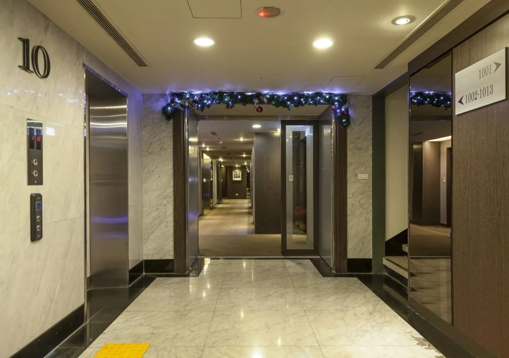 Look Hotel