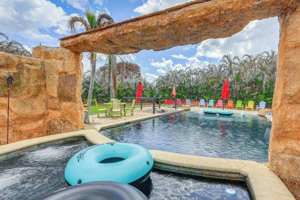 Pool & Spa: Spacious Port St Lucie Villa