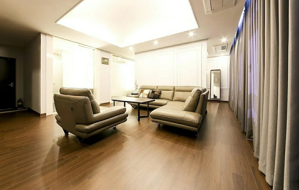 Yangsan Time Square Hotel