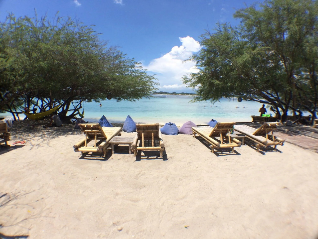 Coral Beach 2 Bungalow