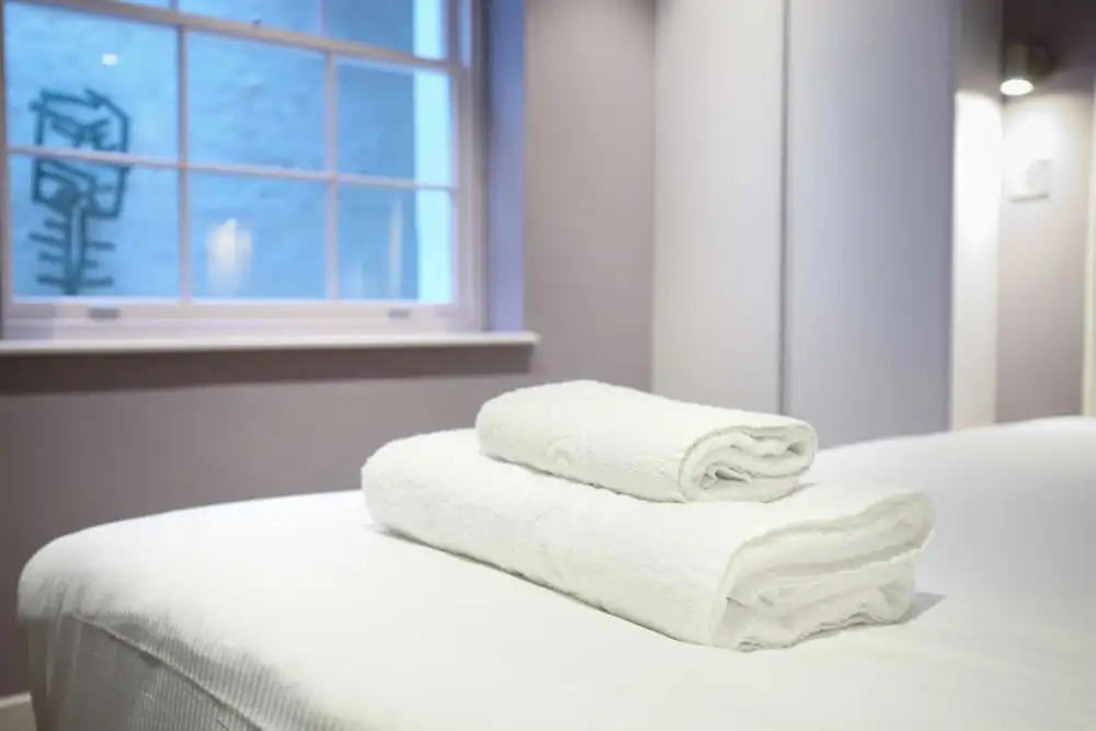 1 Bedroom Flat In Kensington