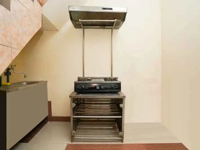 OYO Life 2446 Kost Putri Gubeng Kertajaya