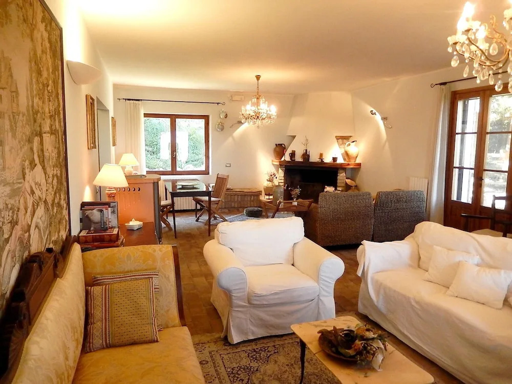 Villa With 4 Bedrooms in Fontecorniale, With Private Pool and Wifi - 2