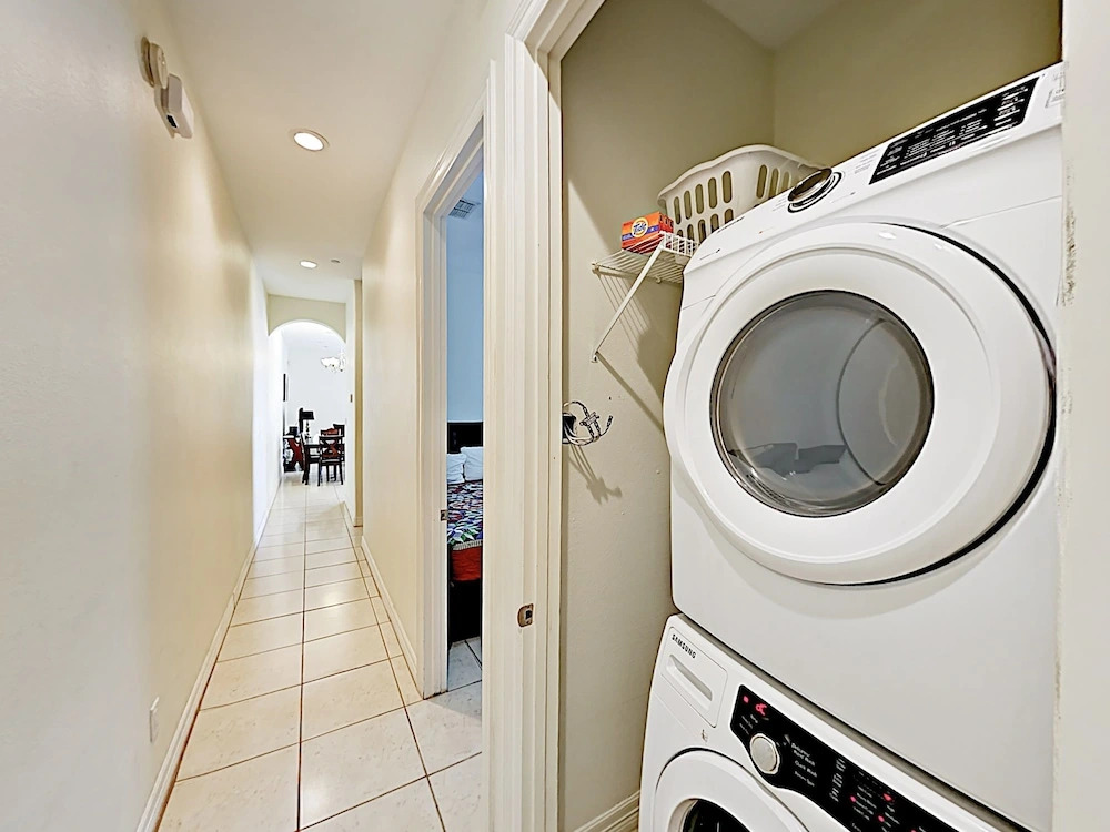 East Lantana Unit 9 - 2 Br Condo