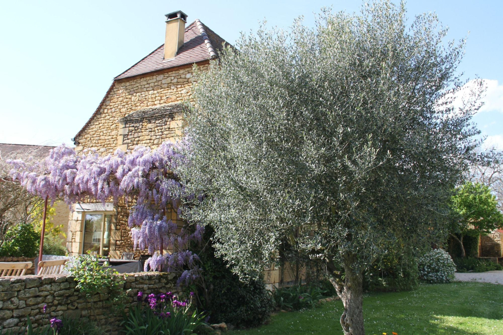 The Grand Longere