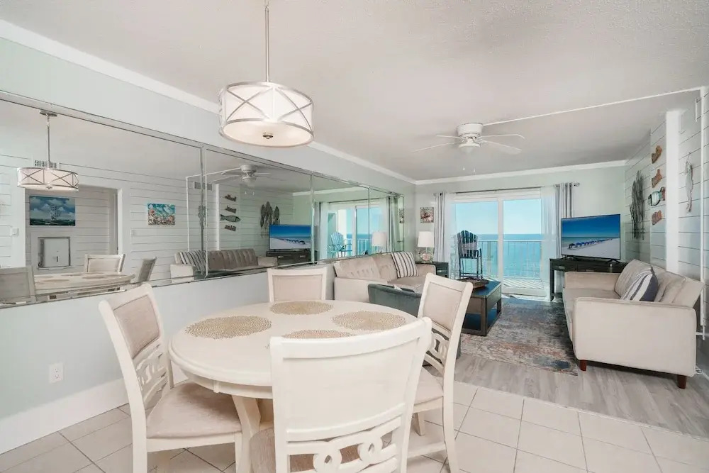 Sea La Vie Oceanfront Condo With Balcony