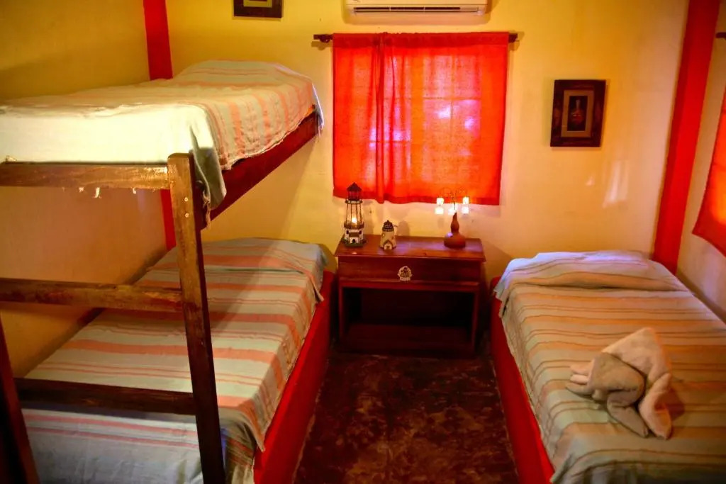 Hotel Oasis & Surf Camp