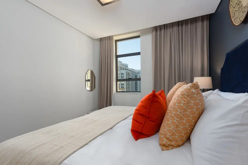 Fountain Suites 1001