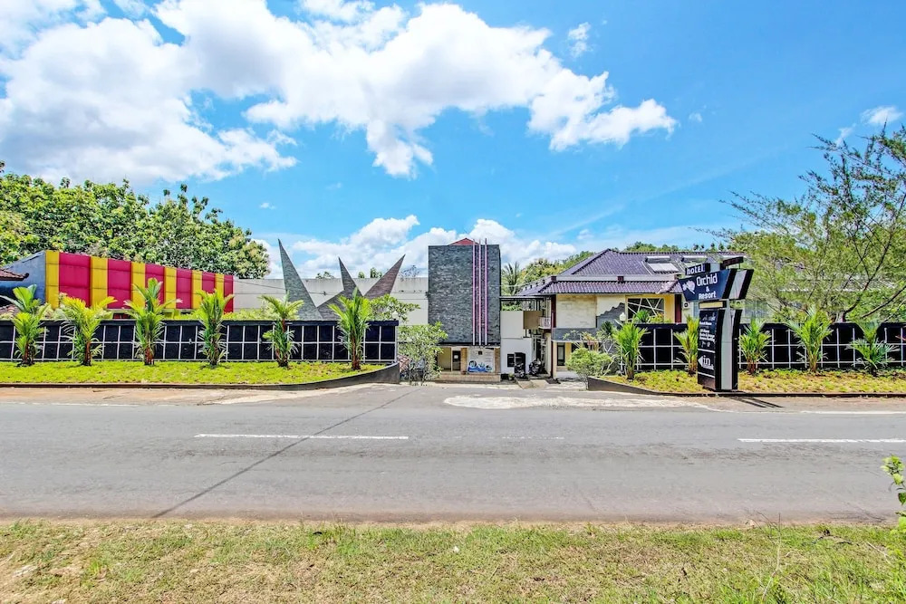 Collection O 92254 Hotel By Orchid
