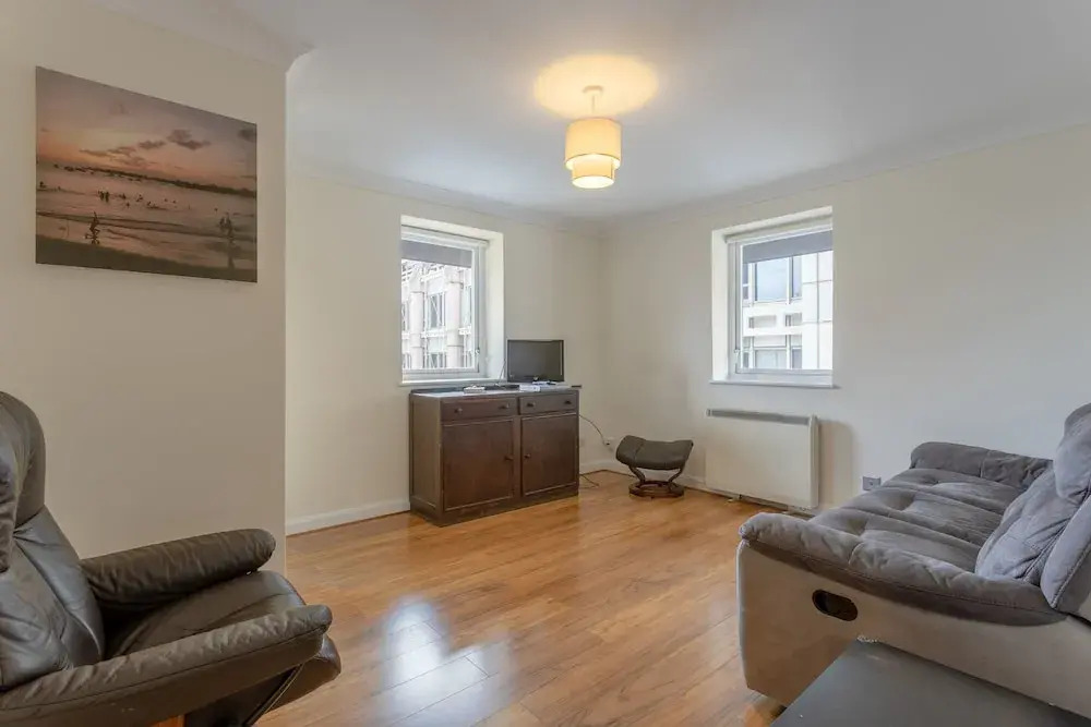Two Bedroom in Amazing Location