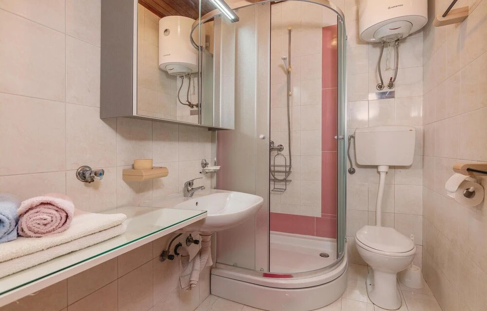Stunning Home In Pula