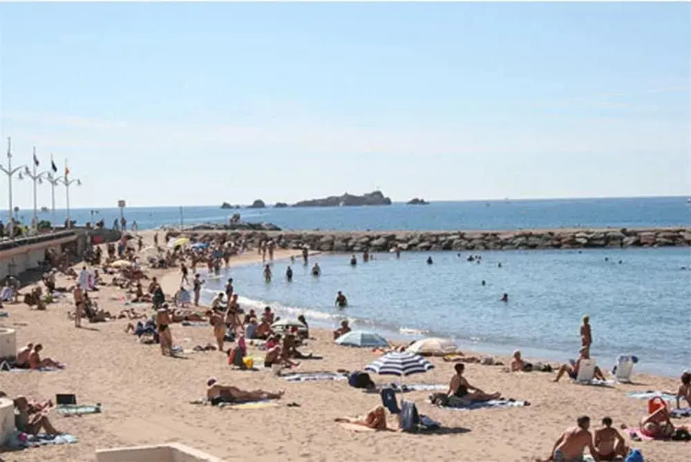 Apartment With One Bedroom In Frejus With Wifi 300 M From The Beach