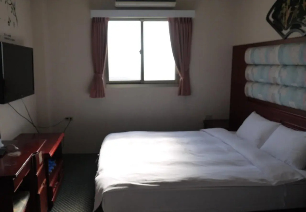 Jiaoxi Hot Springs Hotel
