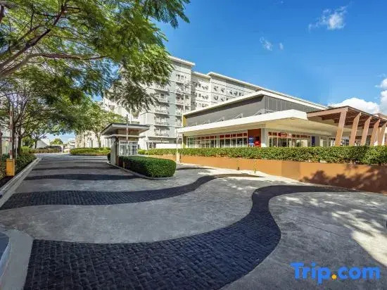 Scandinavian 1BR Condo w/ Free Parking – Trees Residences, Fairview Quezon City
