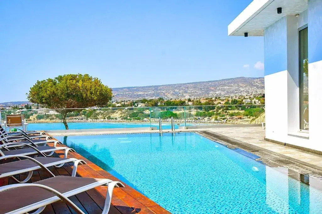 Coral Bay Beach Villa