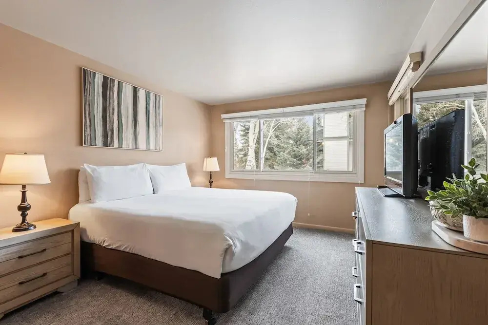 Snow Flower 107 2 Bedroom Condo by RedAwning