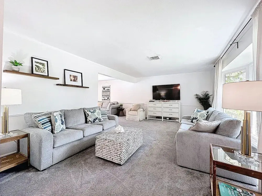 Seminole Pool House - Mins to the Beach