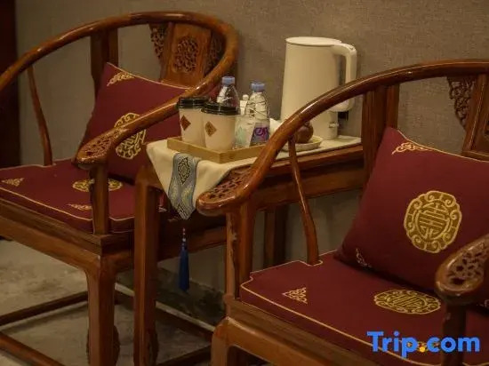 Yishui Homestay(Drum Town)