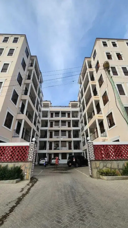 Lux Suites Casey's 2 Bedroom Apartments