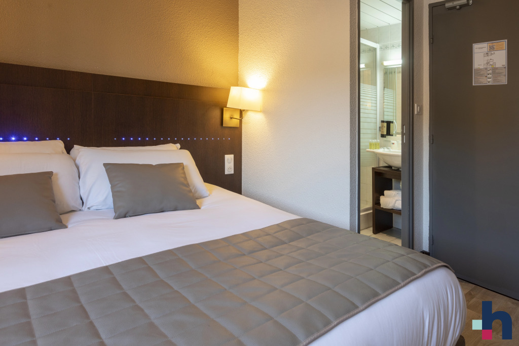 Hôtel Croix des Bretons - Lourdes Pyrénées