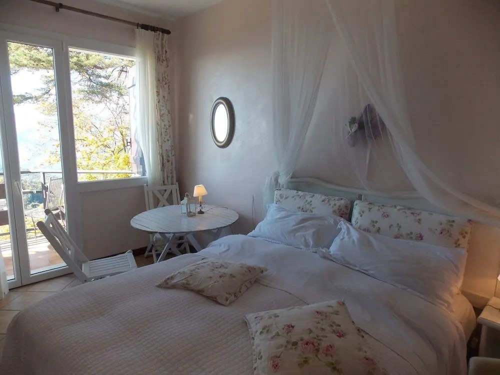 B&B Le Camelie del Bosco