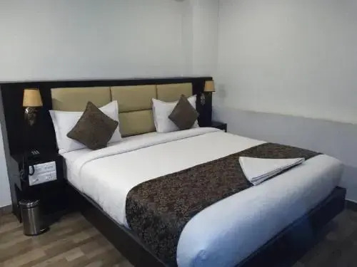 saravanaa residency