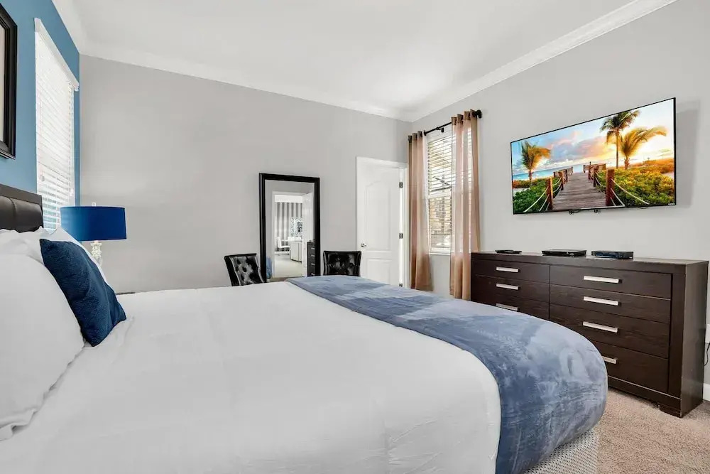 9008 PM - 5BD Serenity Villa: A Paradise Retreat