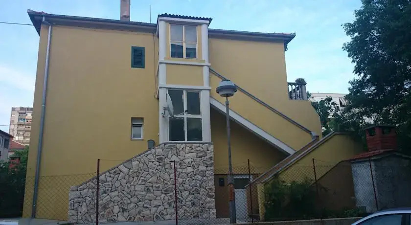Apartment BonBon