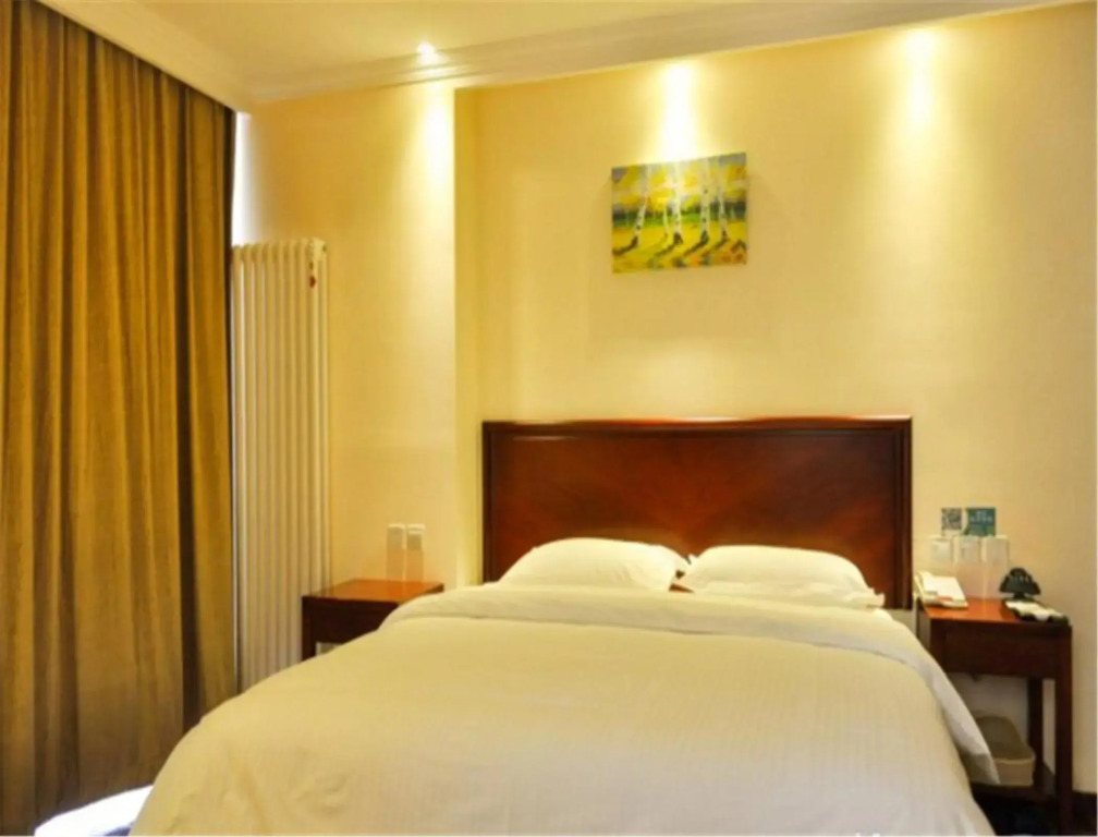 GreenTree Inn Chengde Railway Station Southeast Chengde Century City Business Hotel
