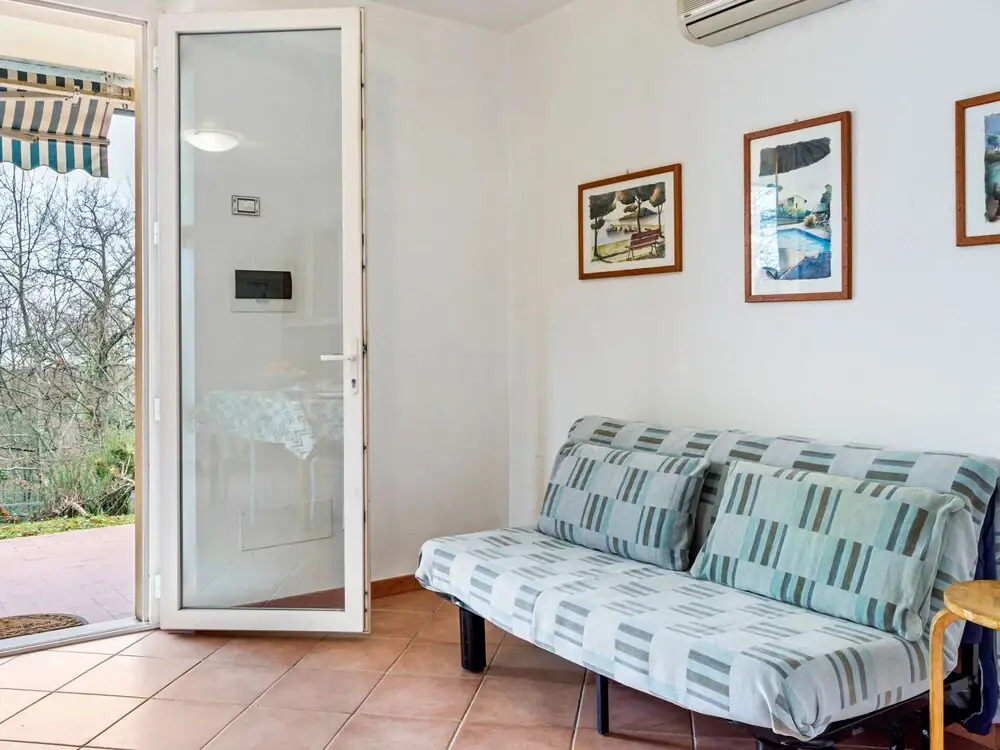 Peaceful Holiday Home in Magione With Swimming Pool