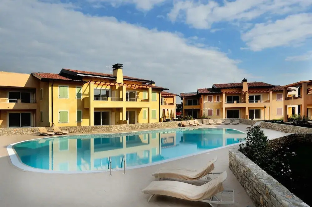 Le Corti Caterina B2 Apartment by Wonderful Italy